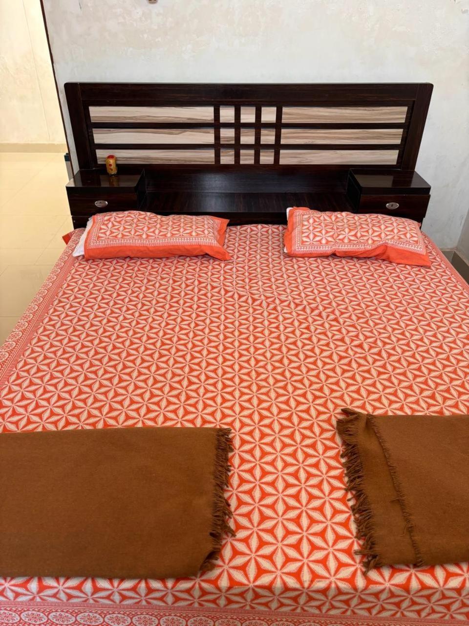 Sriram Homestay 01 Km To Sri Ram Mandir Ayodhya 外观 照片