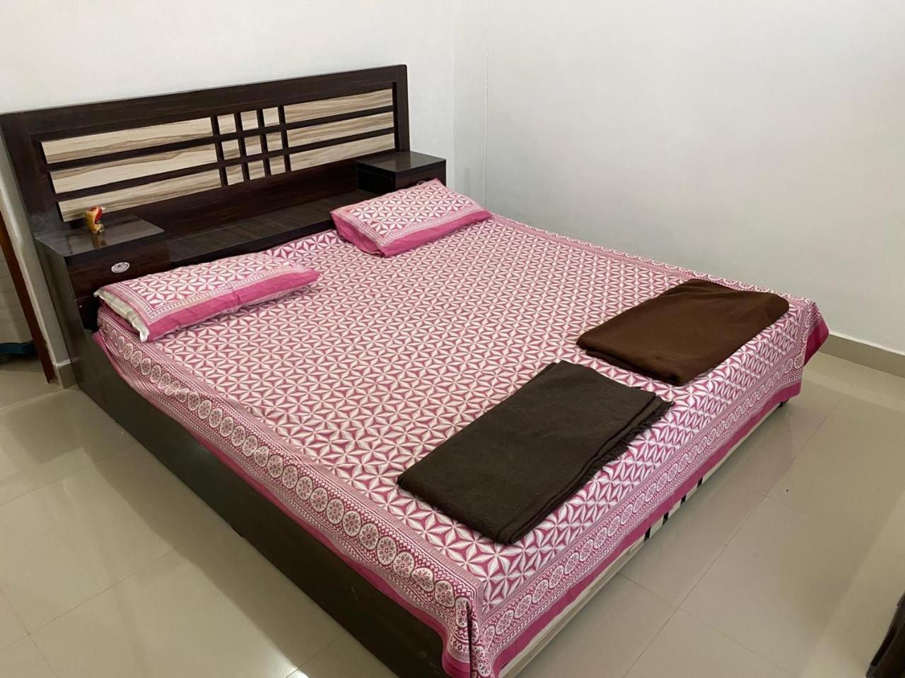 Sriram Homestay 01 Km To Sri Ram Mandir Ayodhya 外观 照片